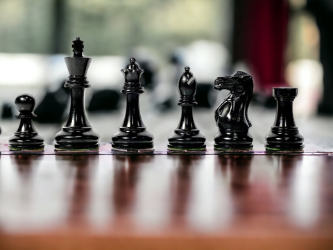 3.5" Stallion Black & Boxwood Staunton Chess Pieces - Official Staunton™ 