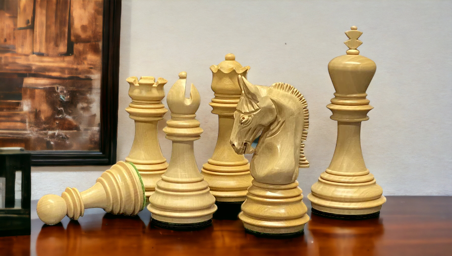 3.75" Imperial Black and Boxwood Chess Pieces - Official Staunton™ 