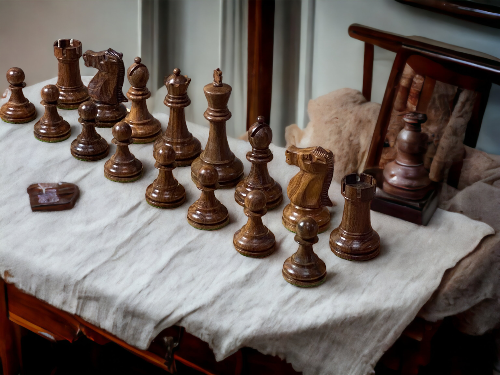 Fischer Acacia Mahogany Chess Set - Official Staunton™ 