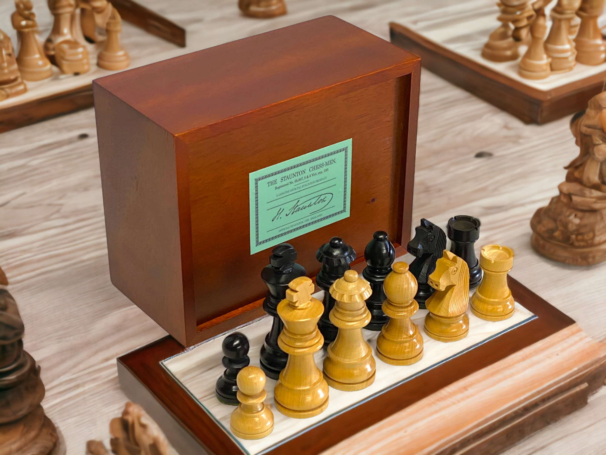 Club Classic Ebonised Chessmen & Slide Lid Box - Official Staunton™ 