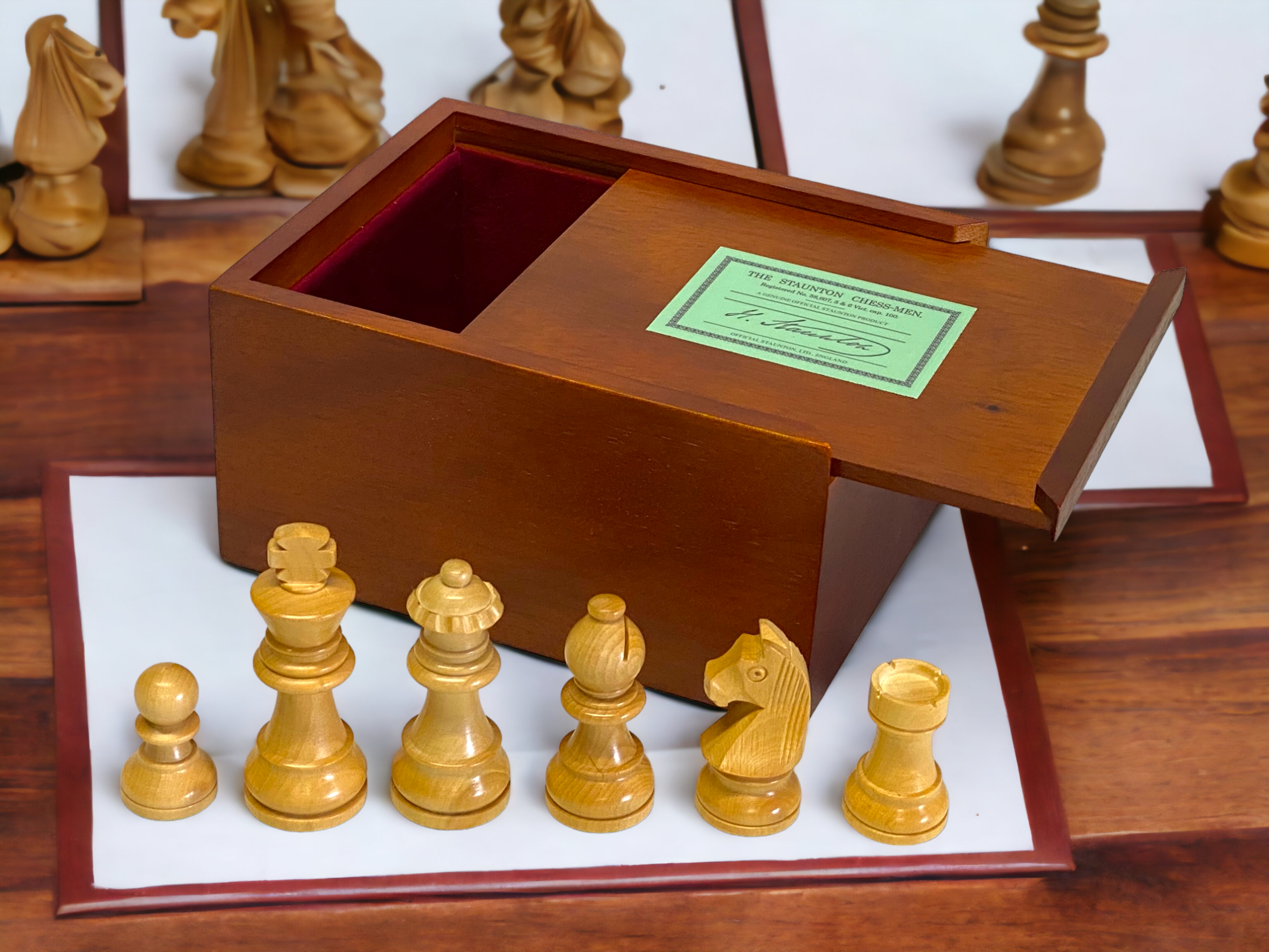 Club Classic Ebonised Chessmen & Slide Lid Box - Official Staunton™ 